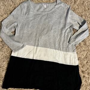 Women’s medium half sleeve top shirt